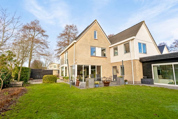 Photo of property Weegbree 31, Grootegast