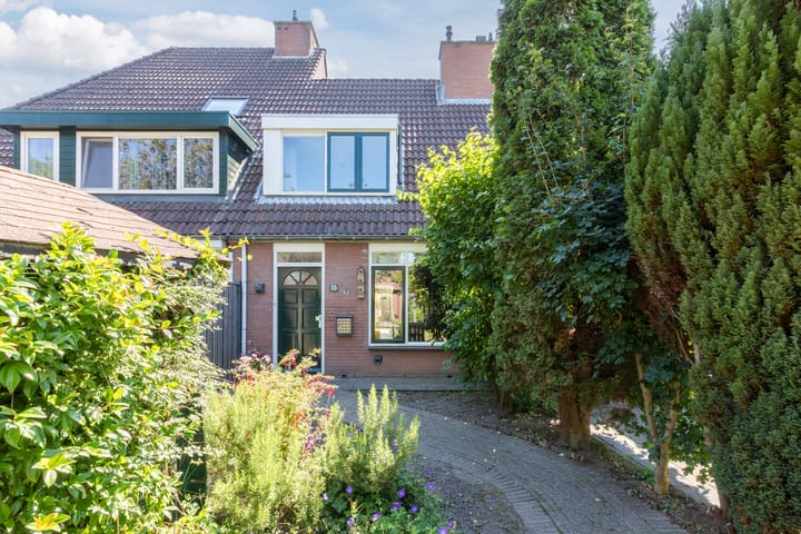 Weegbree 55 in Zwaag Foto