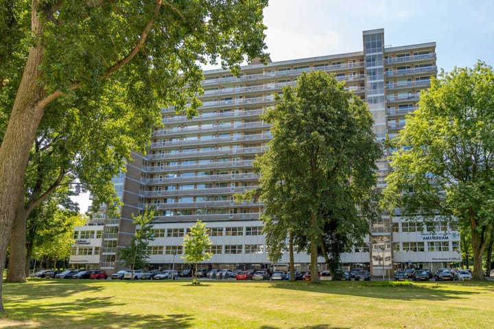 Weerdestein 166 in Amsterdam