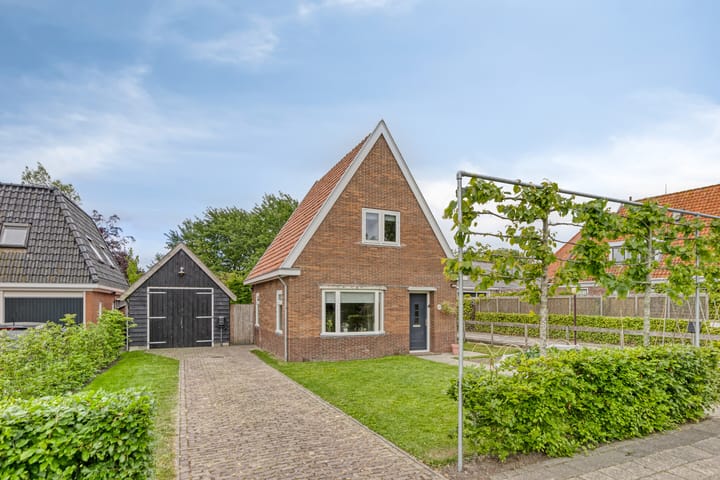 Weersterweg 12 in Wons