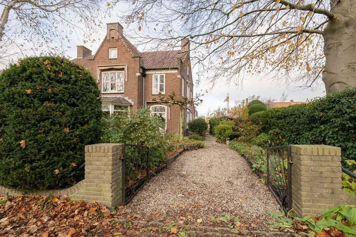 Weidsteeg 14 in Culemborg photo