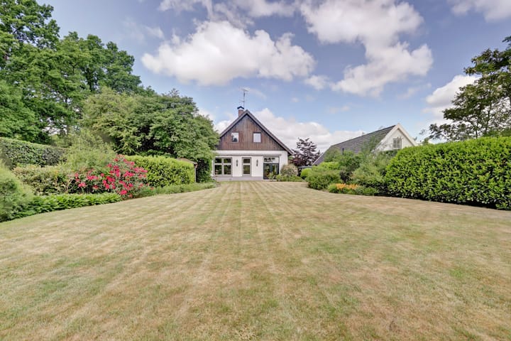 Weisinkhoekweg 18 in Enschede Foto