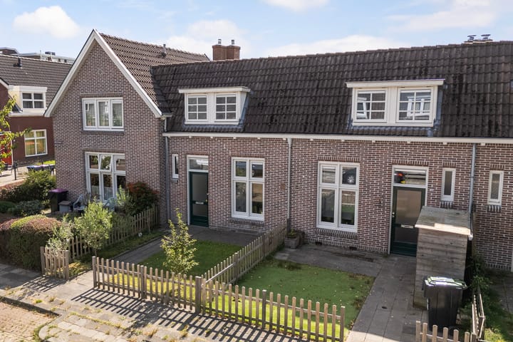 Weistraat 32 in Leeuwarden Foto