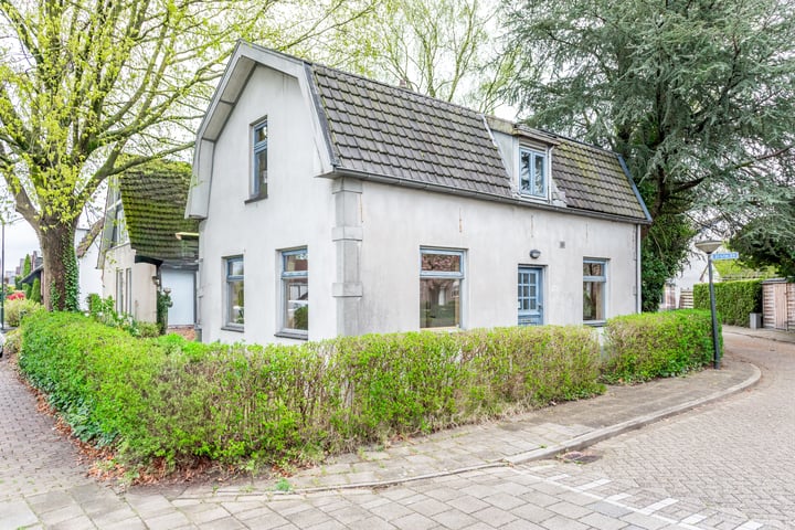 Westerlaan 30 in Apeldoorn foto