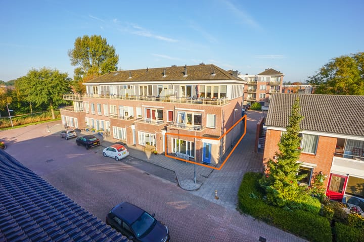 Westerstraat 4 in Noord-Scharwoude Foto