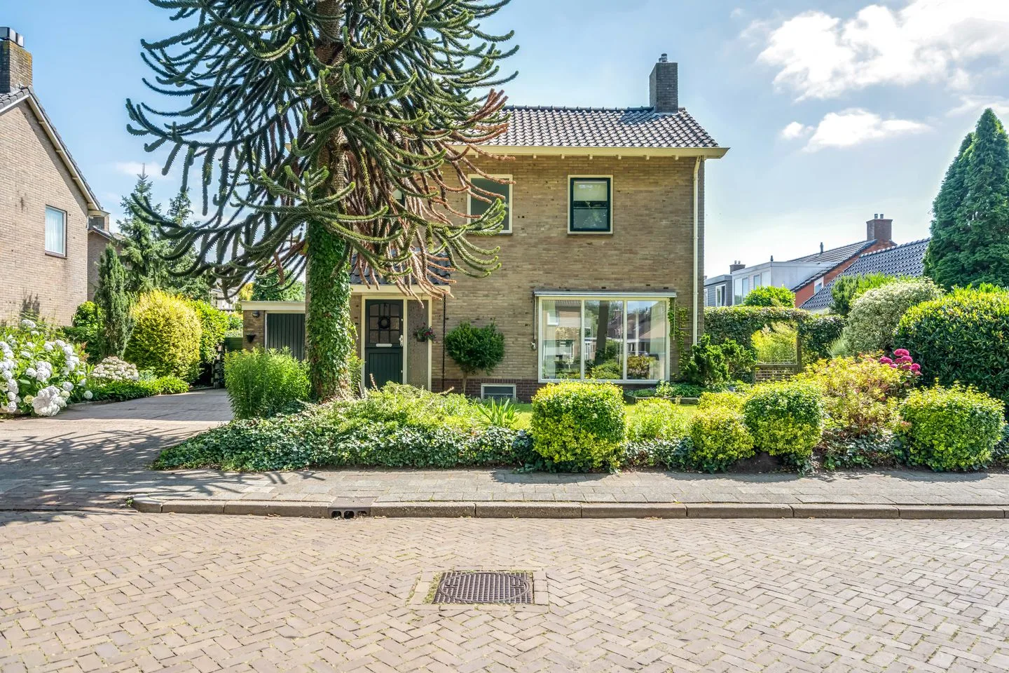 Wethouder Deodatusplantsoen 21 Roden thumbnail 6
