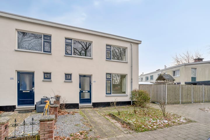 Wethouder Kampstraat 79 in Hengelo foto