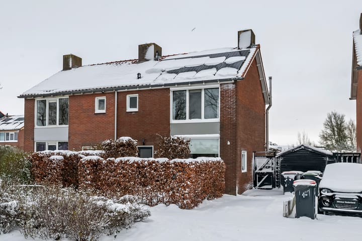 Wethouder van Ooijenweg 35 in Wadenoijen Foto