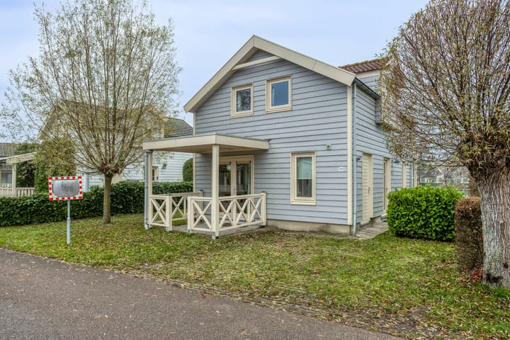 Photo of property Wevelsweg 303, Simonshaven