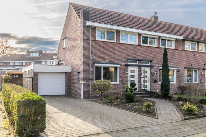 Wieënweg 13 dans Brunssum photo