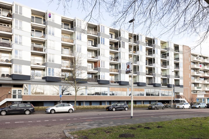 Wijckermolen 120 en Beverwijk foto