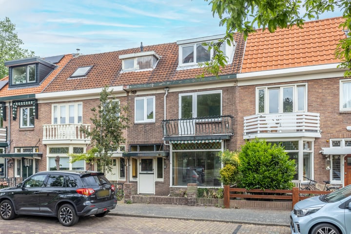 Wijk aan Zeeërweg 140 in IJmuiden photo