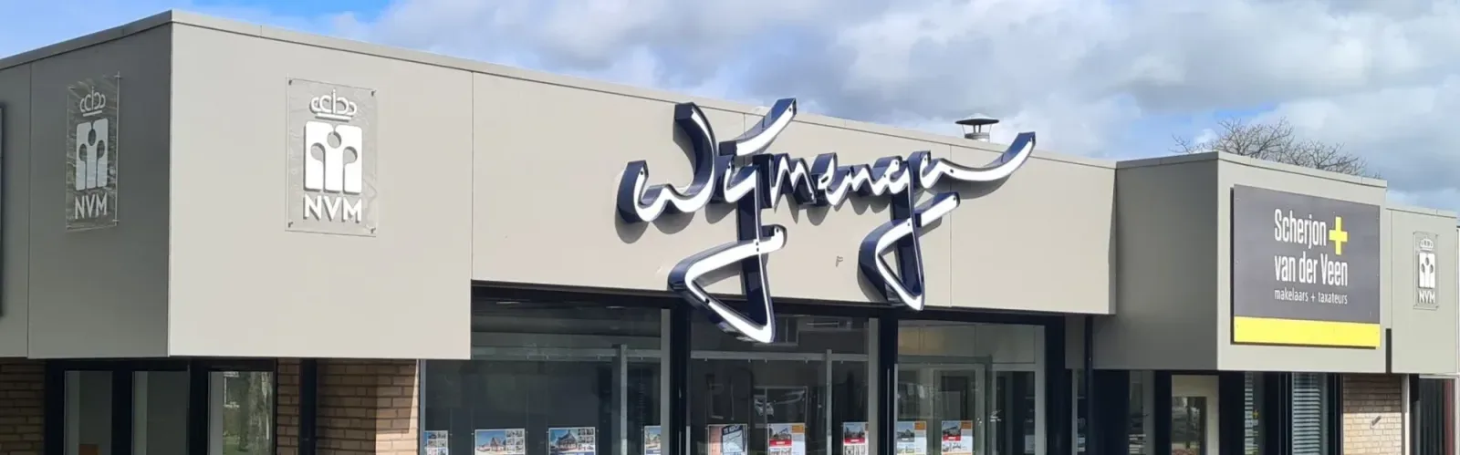 Team foto van Wijmenga Makelaars & Rentmeesters