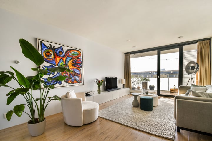 Wijnand Nuijenstraat 52 in Amsterdam foto