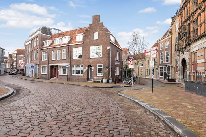 Wijnstraat 1 in Dordrecht Foto