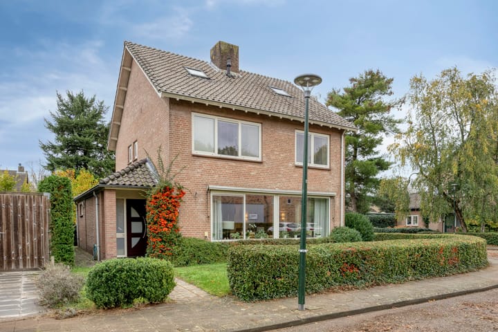 Wilgenstraat 12 in Sint-Michielsgestel Foto