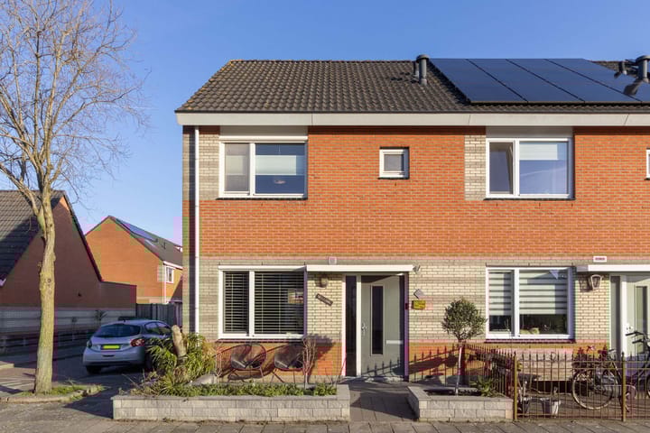 Photo of property Wilgenstraat 16, Bunschoten-Spakenburg