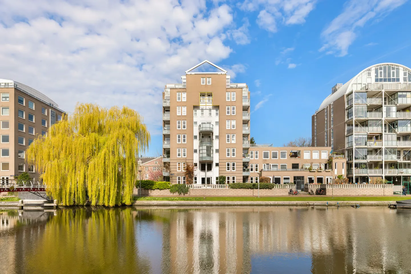 Wilhelmina Blombergplein 33 Amsterdam
