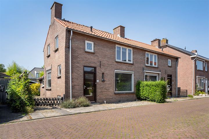 Wilhelmina Geevestraat 35 in Poortugaal Foto