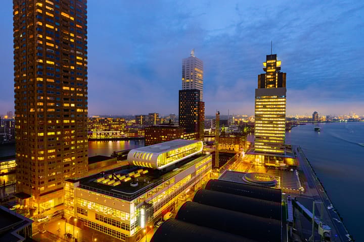 Wilhelminakade 323 in Rotterdam foto