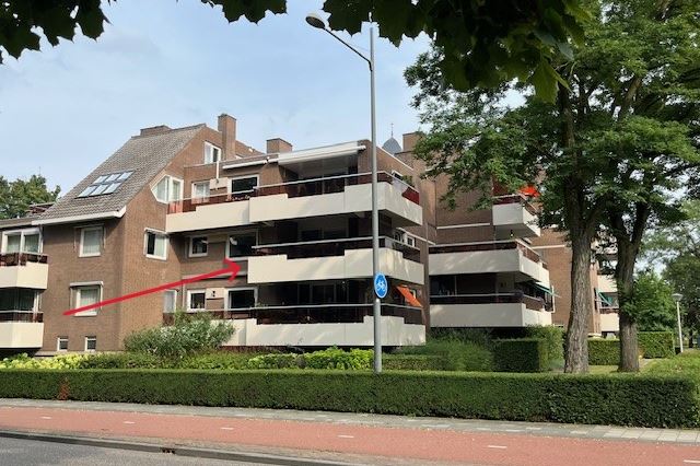 Wilhelminalaan 55 dans Helmond photo