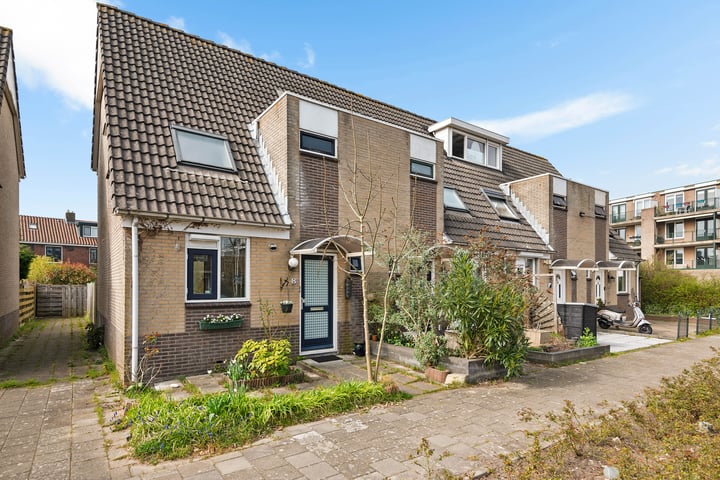 Wilhelminastraat 8 in Halfweg Foto