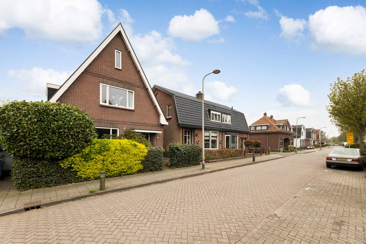 Willem-Alexanderweg 1 in Delden foto