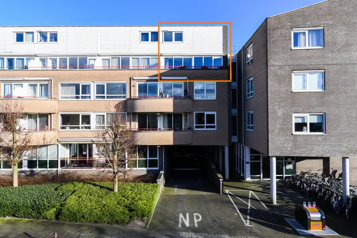 Willem Barentszweg 15H in Hilversum foto