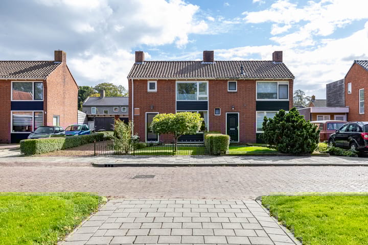 Willem Bergstraat 24 in Sappemeer photo