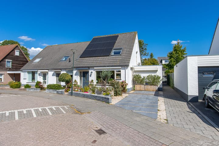 Willem de Zwijgerstraat 82 in Veen Foto