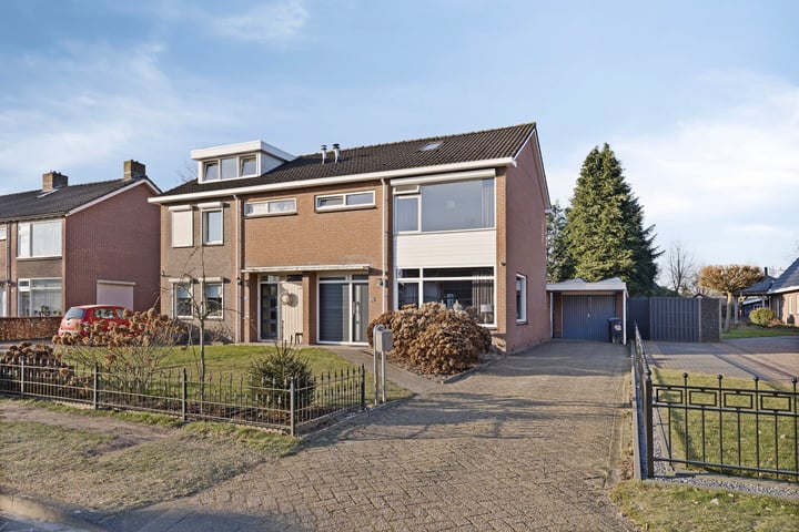 Willem Grolstraat 56 in Emmen foto