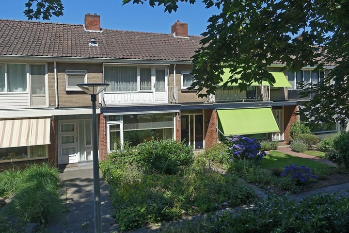 Willem Kalfstraat 44 in Enschede photo