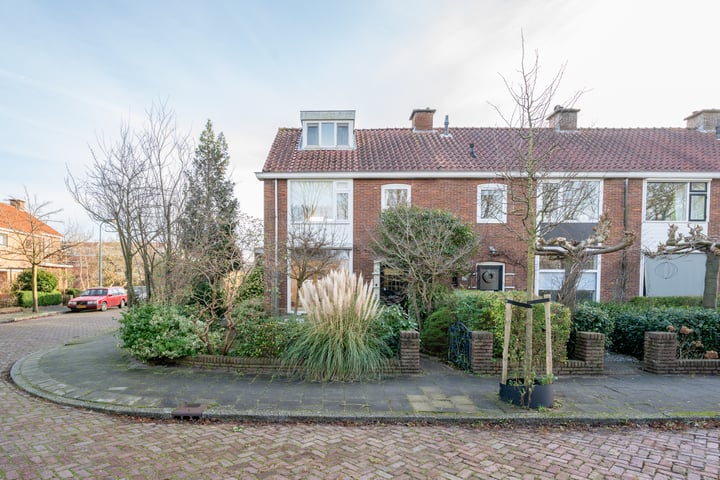 Willibrordlaan 30 in Oegstgeest foto