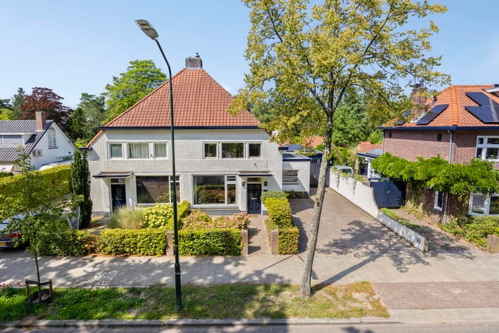 Willibrorduslaan 123 in Waalre photo