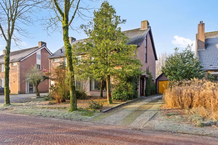 Willibrordusstraat 15 in Casteren Foto