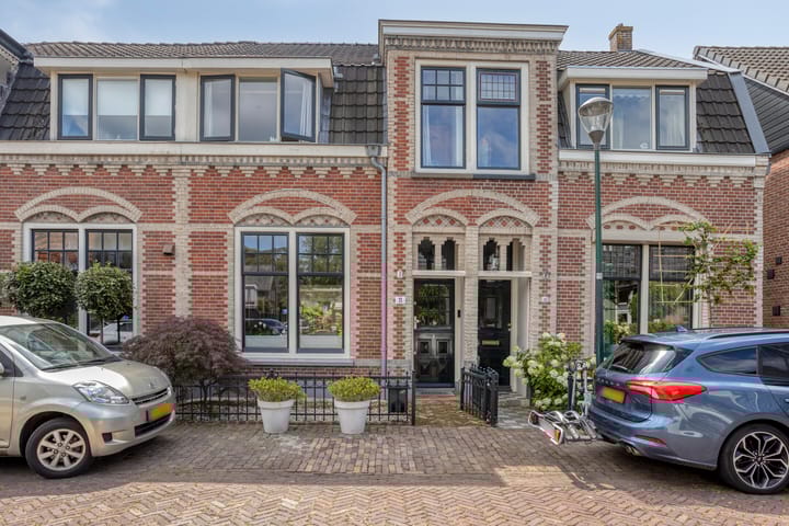 Willink van Collenstraat 11 in Breukelen Foto