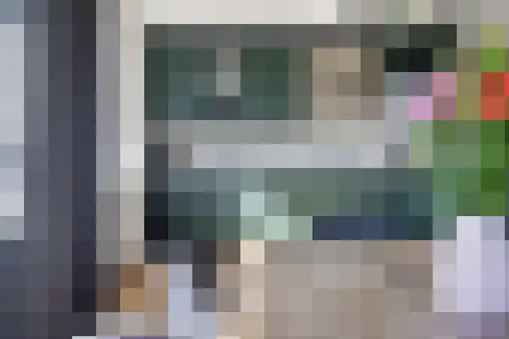 Winkelcentrum Woensel 141 Eindhoven thumbnail 21