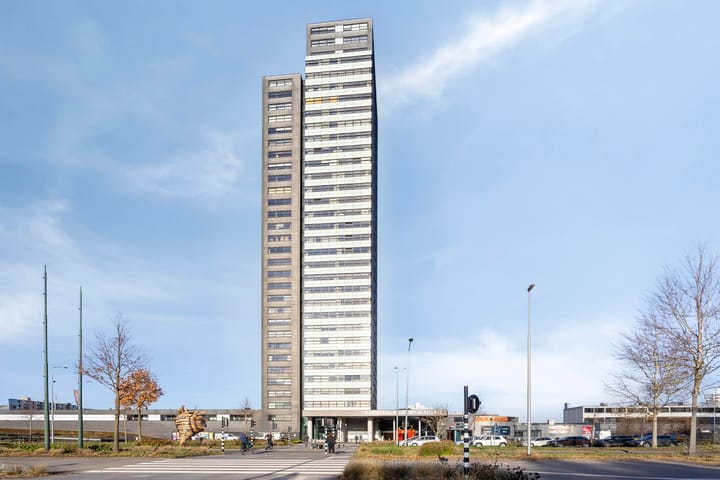 Winkelcentrum Woensel 166 dans Eindhoven photo
