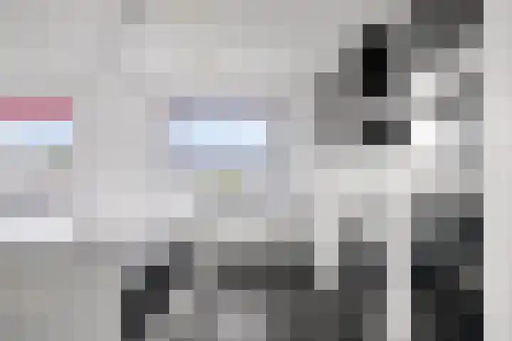 Winkelcentrum Woensel 177 Eindhoven thumbnail 10