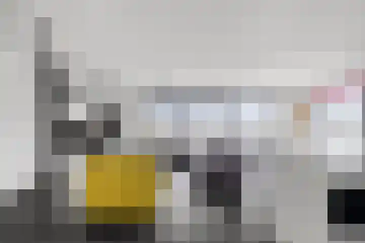 Winkelcentrum Woensel 177 Eindhoven thumbnail 4