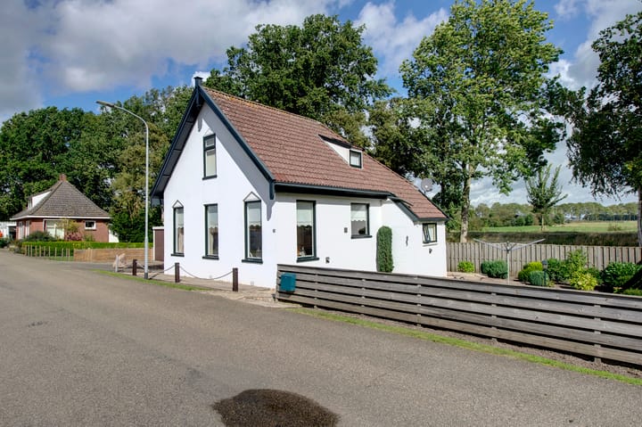 Winschoterweg 26 in Waterhuizen Foto