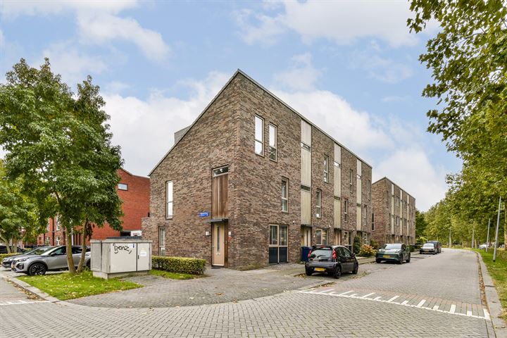 Wiskestraat 2 in Almere Foto