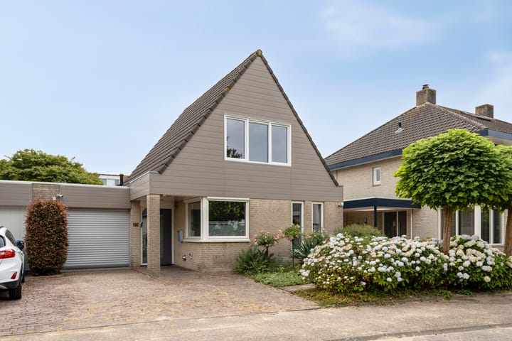 Witbolgrasbeemd 25 in Valkenswaard Foto