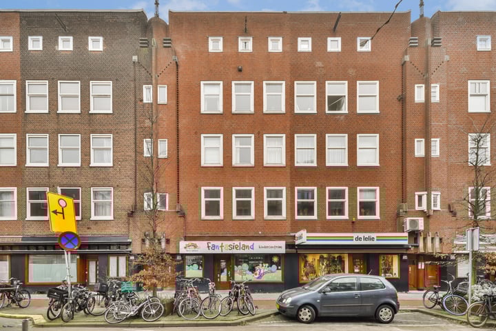 Witte de Withstraat 136-1 in Amsterdam photo