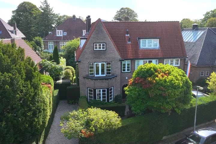 Wladimirlaan 14 in Bussum Foto