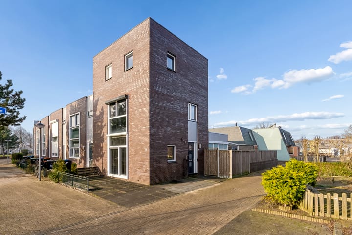 Woldplantsoen 17 in Lelystad