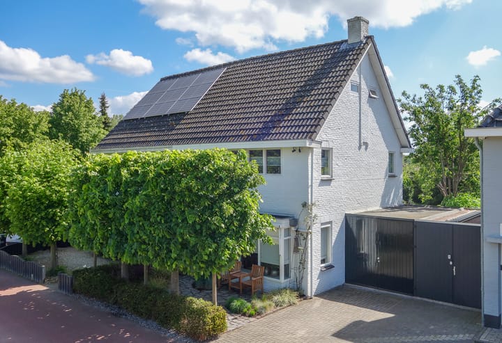 Wolvendijk 27 en Eindhoven foto