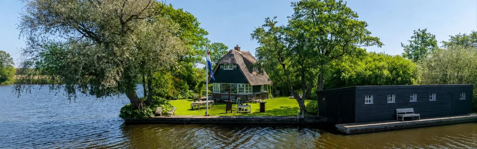 Team foto van Wonen aan water Makelaars Sneek