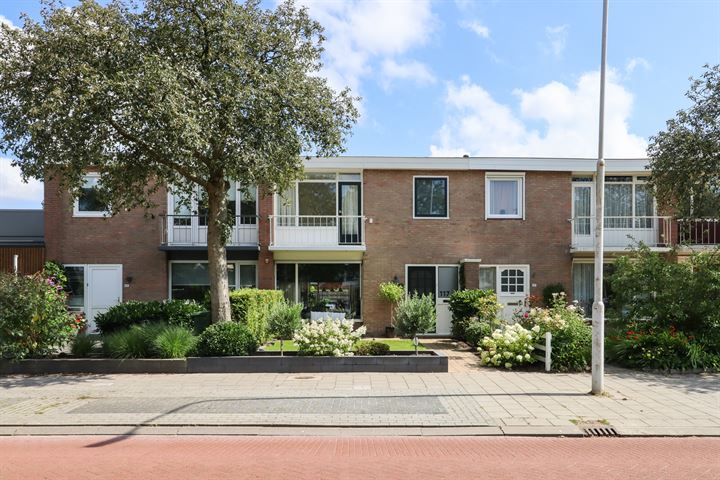 Worp Tjaardastraat 117 in Sneek photo