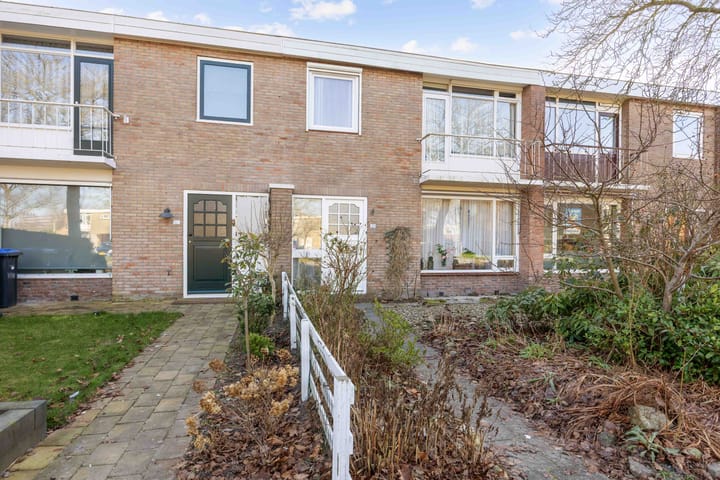 Worp Tjaardastraat 119 in Sneek